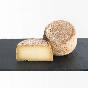 tommette de brebis de savoie- massif des bauges